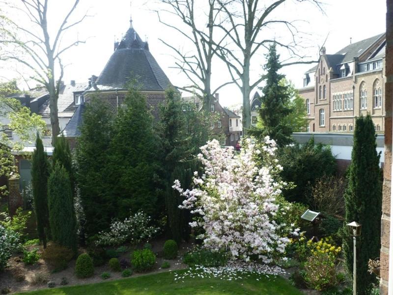Hotel Zur Bruecke Kevelaer Exterior foto